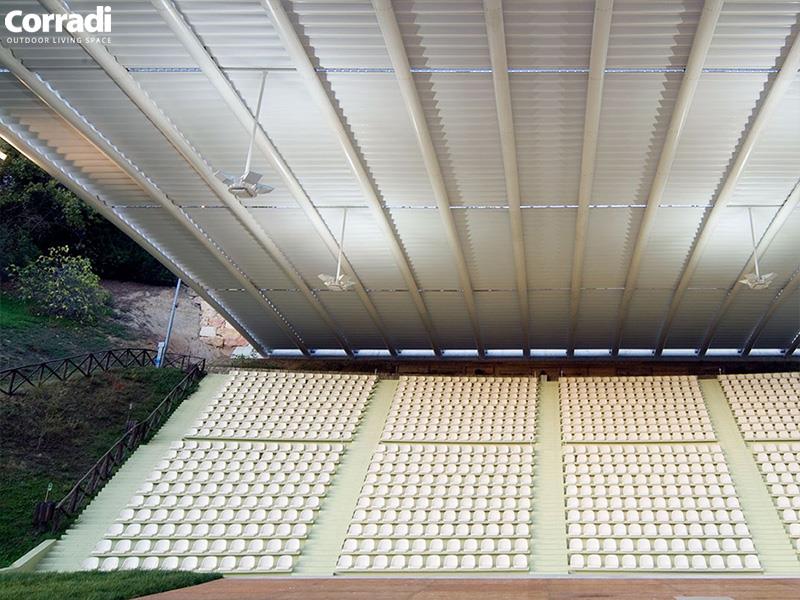 Pergola avec couverture brevetée Corradi Pergotenda Impact